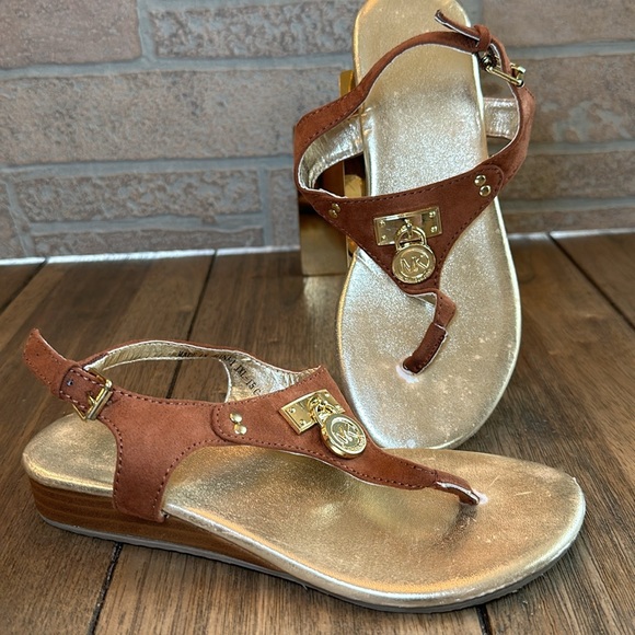 Michael Kors Brown Suede Signature MK Charm T-Strap Jeweled Thong Sandal/Sz 13 - Picture 1 of 10